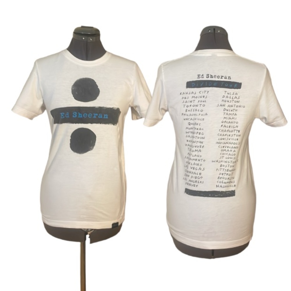 2/$30 Ed Sheeran Divide Tour Concert T-Shirt Size Small